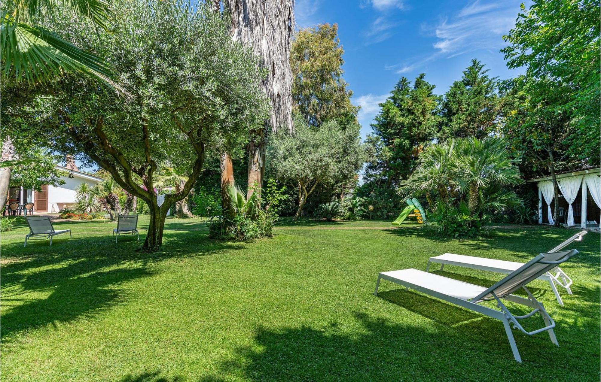 Beautiful Home In Fiumicino With Wifi Dış mekan fotoğraf