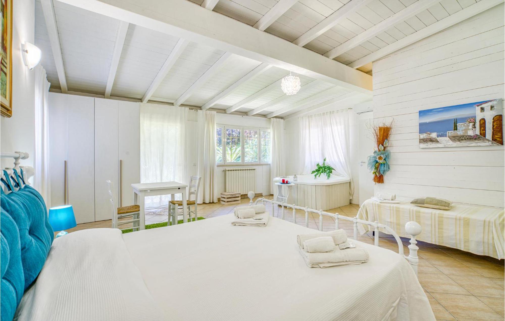 Beautiful Home In Fiumicino With Wifi Dış mekan fotoğraf