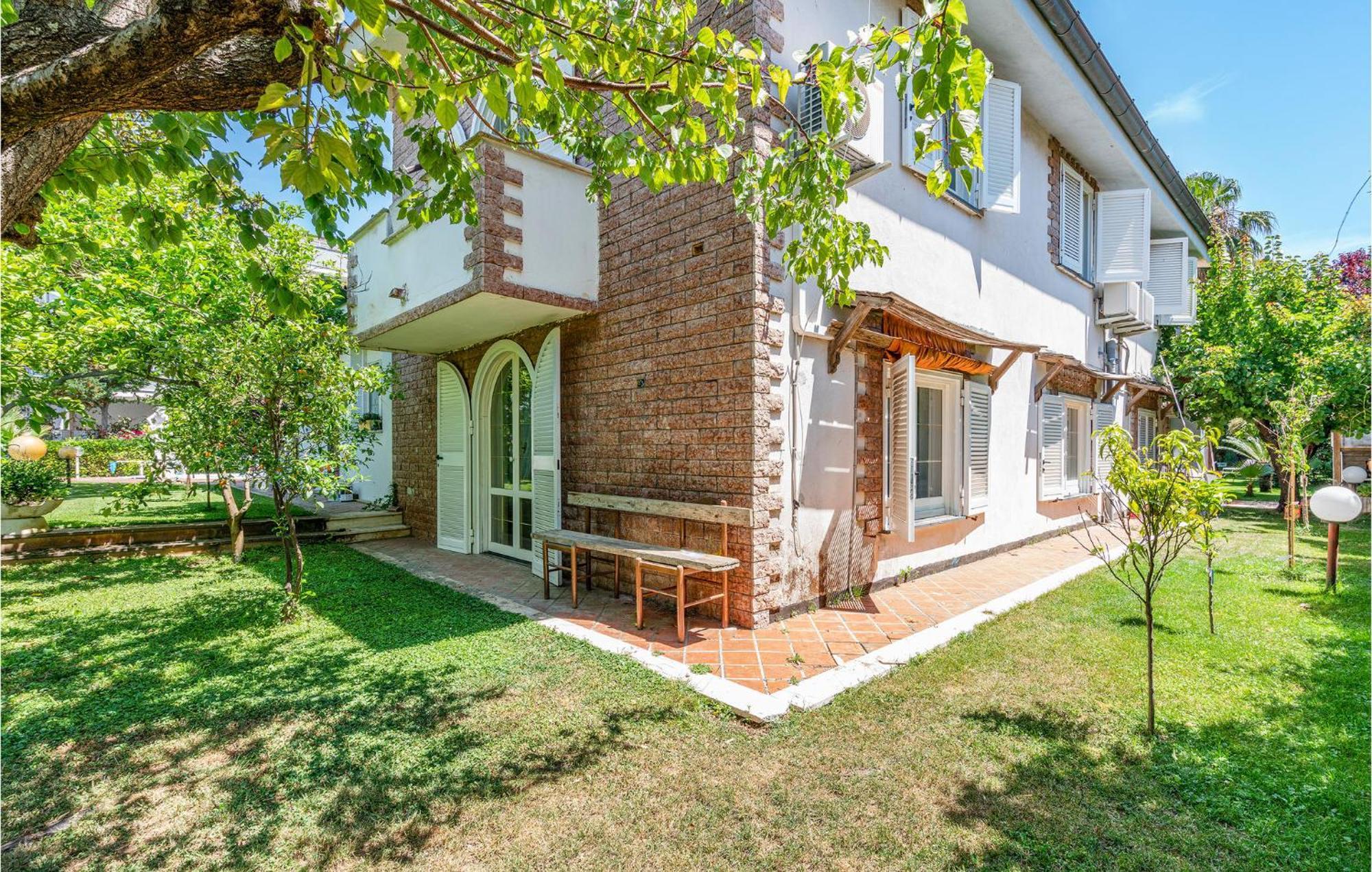 Beautiful Home In Fiumicino With Wifi Dış mekan fotoğraf